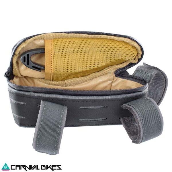 carnivalbikes-chile-B1653-Bolso-Evoc-Multi-Frame-Pack-Carbon-Grey-tienda-venta-ciclismo-envio-a-todo-el-pais-mtb-gravel