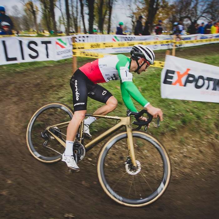 carnivalbikes-chile-Neumatico-Kevlar-Ruta-Bicicleta-Vittoria-700x31C-Cyclocross-tienda-venta-mtb-ciclismo-envio-a-todo-el-pais-3