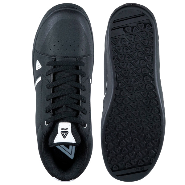 CARNIVALBIKES-Zapatilla-Afton-COOPER-Black-white-distribuidor-chile-mtb-ciclismo-enduro-downhill-plataforma-santiago