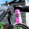 carnivalbikes-MUC-OFF-DRY-WATERLESS-WASH-LAVADO-EN-SECO-distribuidor-chile-limpieza-bicicleta-1