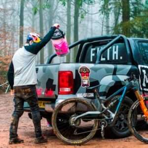 carnivalbikes-chile-Kit-balde-de-limpieza-y-mantencion-Muc-Off-envio-a-todo-el-pais-venta-tienda-mantencion-lavado-dirt-bucket