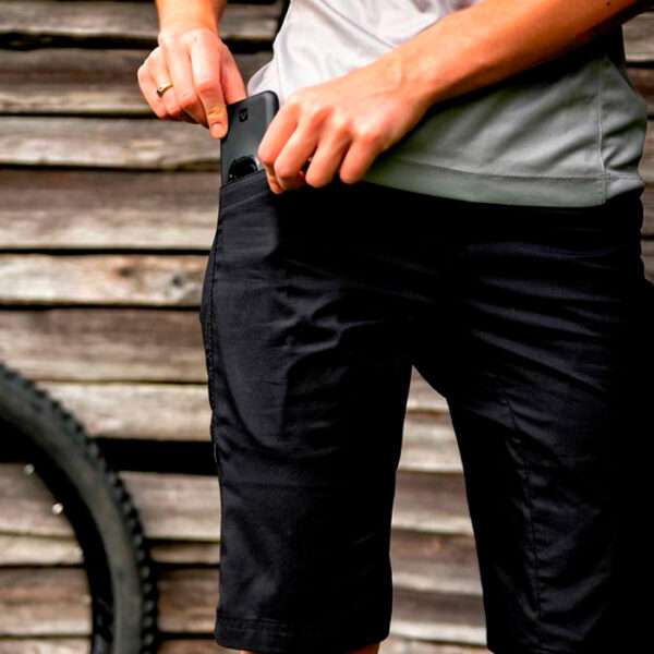 carnivalbikes-chile-Shorts-Leatt-Mtb-Trail-3-black-negro-envio-a-todo-el-pais-venta-tienda