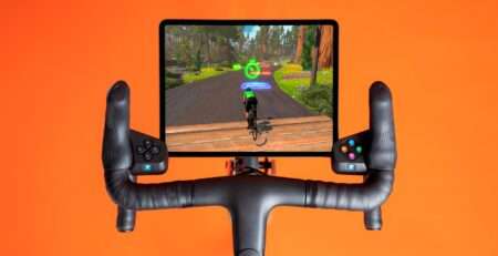 carnivalbikes-chile-Convierte-tu-Rodillo-y-bicicleta-en-una-verdadera-videoconsola-con-los-controles-ZWIFT-PLAY-indoor-training