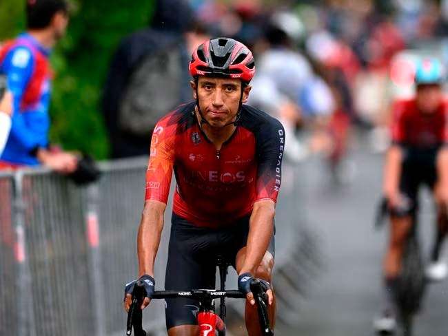 carnivalbikes-multa-egan-bernal-por-botar-basura-en-zona-prohibida-tienda-ciclismo-envio-a-todo-el-pais-tour-de-francia