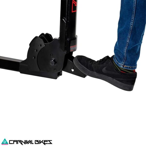 carnivalbikes-chile-Porta-bicicleta-Yakima-Hangtight-4-Vertical-enganche-americano-tienda-venta-envio-a-todo-el-pais