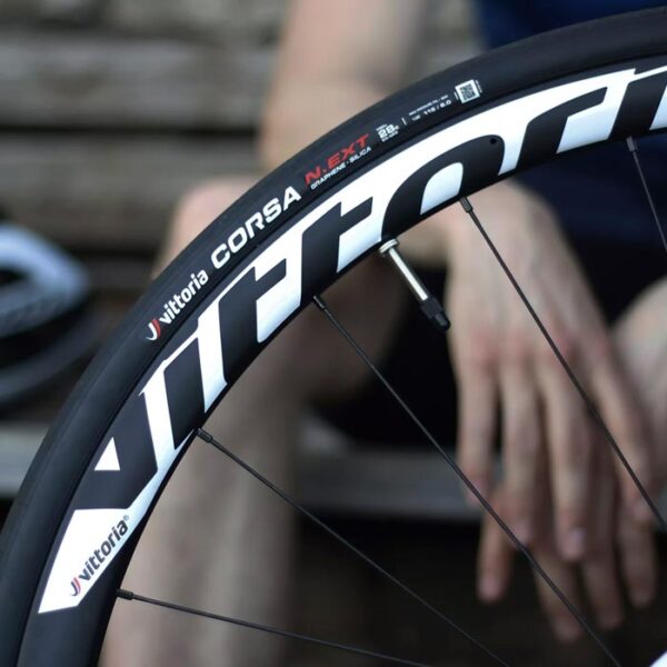 carnivalbikes-chile-Neumatico-Ruta-Vittoria-Corsa-NExt-TLR-700x28-tienda-venta-envio-a-todo-el-pais