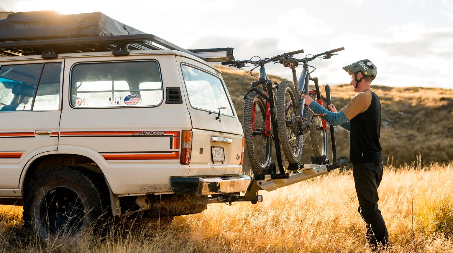 carnivalbikes-chile-Porta-Bicicleta-plataforma-Yakima-Stagetwo-2-Enganche-americano-tienda-venta-envio-a-todo-el-pais