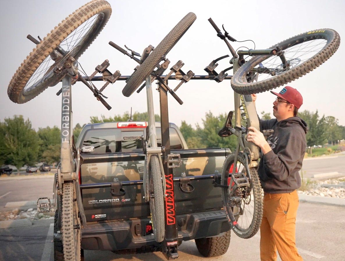 carnivalbikes-chile-review-test-Portabicicleta-vertical-Yakima-Hangtight-6-bicis-enganche-americano