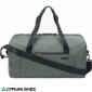 Vista lateral del bolso Evoc Weekender 40L en color oliva oscuro y negro.