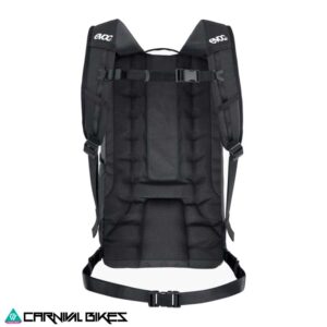 Mochila Evoc Commute 22L negra vista trasera con correas