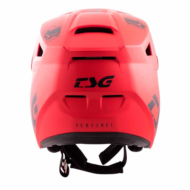 Casco TSG Sentinel Rojo Satinado – Vista Posterior