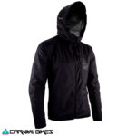 Vista frontal del cortaviento Leatt MTB. Diseño técnico, ultraliviano y con ajuste ergonómico para ciclismo de montaña