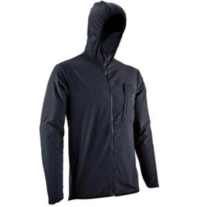 Vista frontal de la chaqueta Leatt MTB Trail 1 V23 en color negro. Diseño ligero y aerodinámico para mountain bike