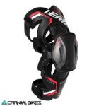 Detalle lateral de la ortesis Leatt X-Frame Pro Carbon