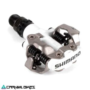 Vista frontal pedal Shimano PD-M520 MTB color blanco