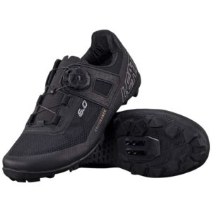 Vista frontal de las zapatillas Leatt PRO 6 V25 Mujer. Estilo agresivo, ventilación frontal y diseño deportivo.