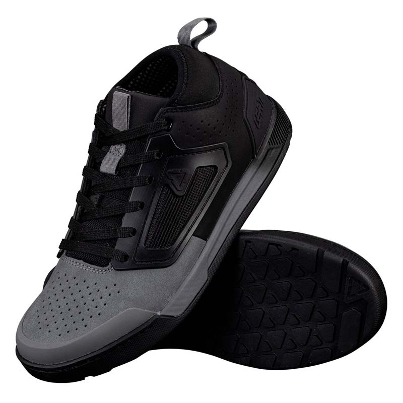 carnivalbikes-chile-Zapatillas-Leatt-MTB-Plataforma-30-V24-Stealth-envio-a-todo-el-pais