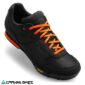 Zapatilla MTB Giro Rumble VR Black/Glow Red vista frontal – CARNIVALBIKES Chile
